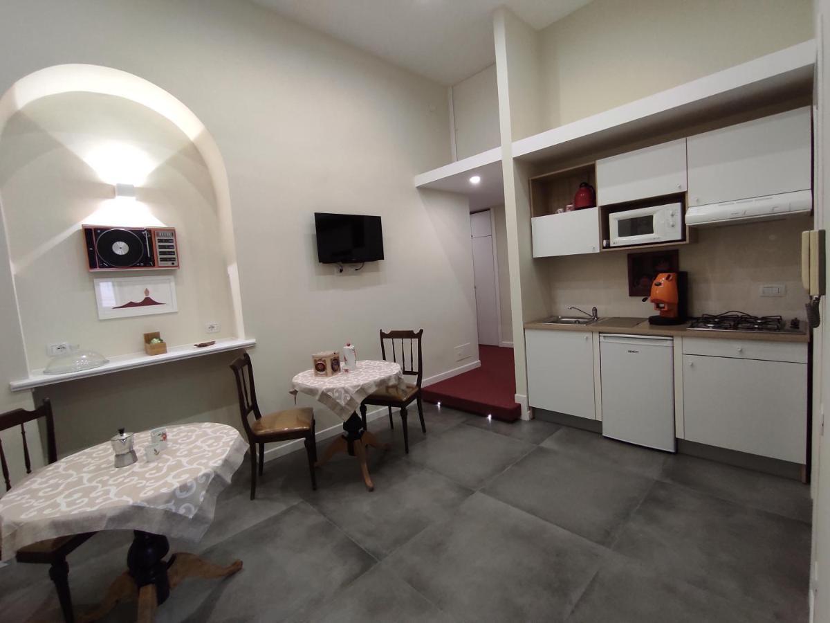 Bed and Breakfast NaCasaBella Napoli Esterno foto