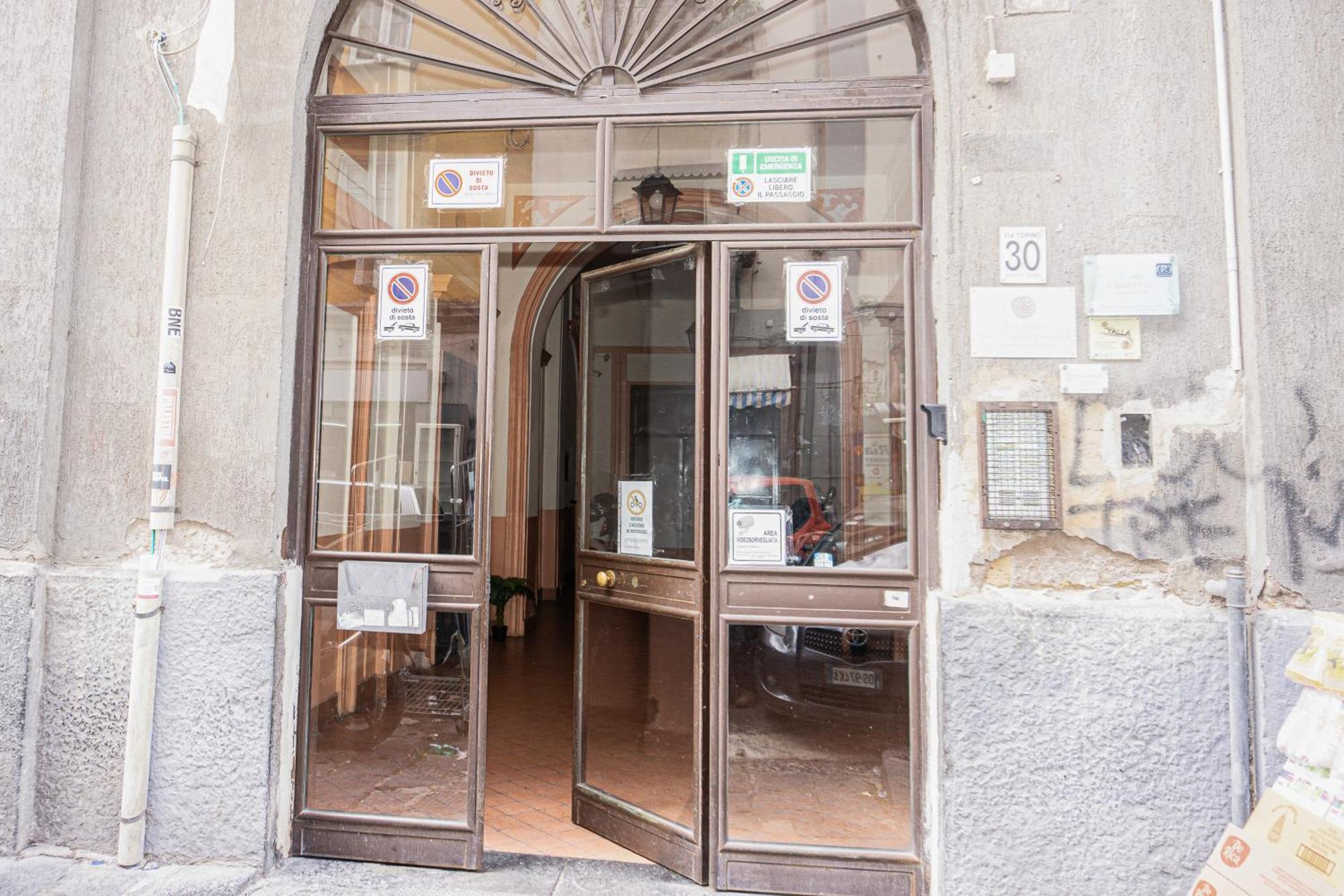 Bed and Breakfast NaCasaBella Napoli Esterno foto